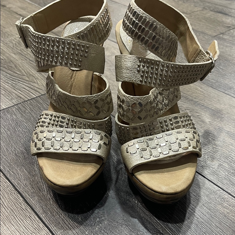 Elegant Women's Wedges in Cream